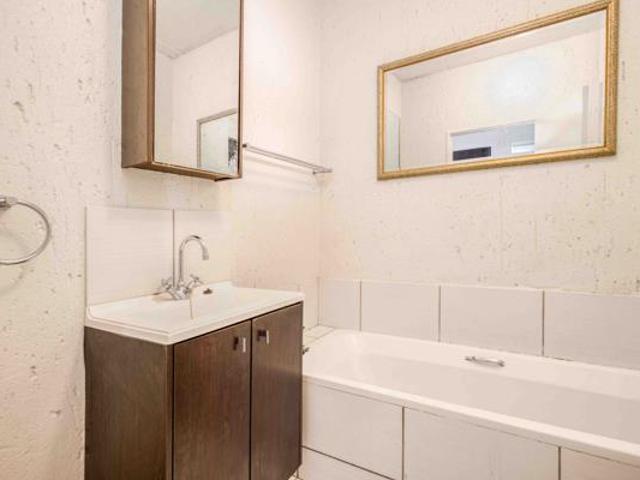2 Bedroom Apartment in Paulshof