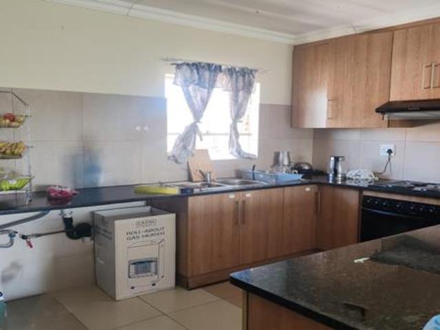 2 Bedroom Apartment in Pellissier