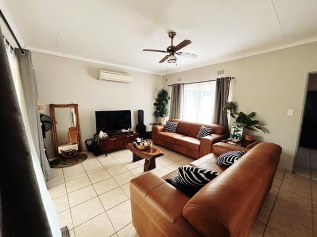 2 Bedroom Apartment in Phalaborwa