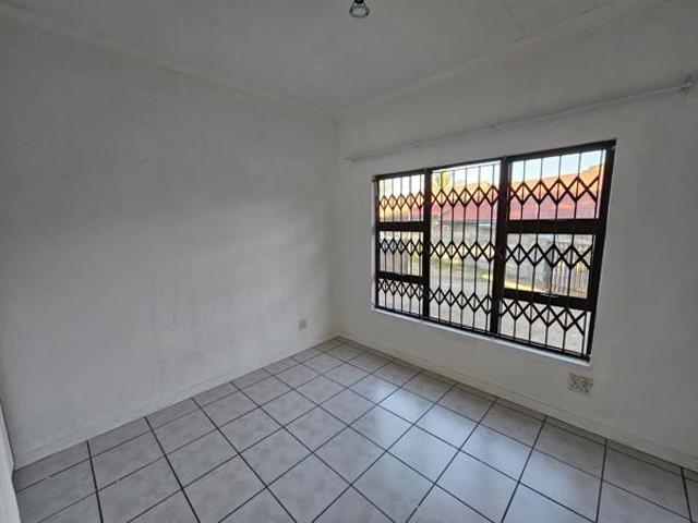 2 Bedroom Apartment in Phalaborwa