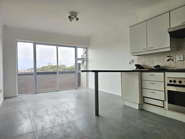 2 Bedroom Apartment in Pinelands