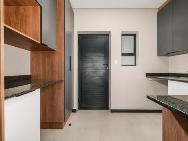 2 Bedroom Apartment in Pinelands