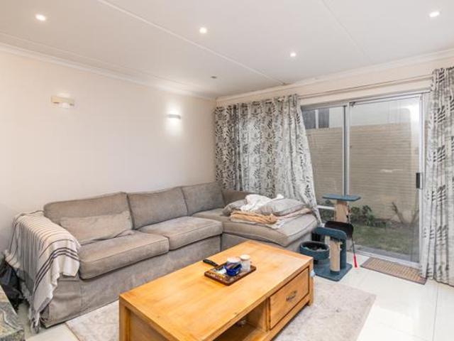 2 Bedroom Apartment in Plumstead