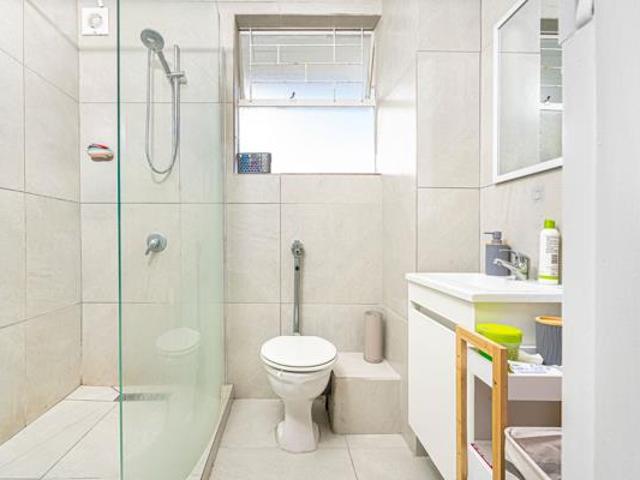 2 Bedroom Apartment in Plumstead
