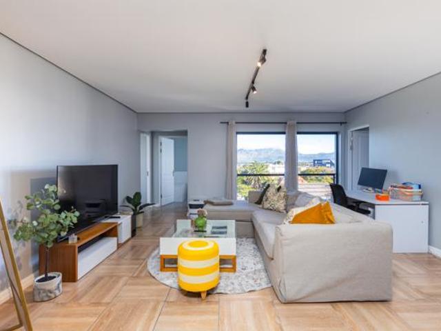 2 Bedroom Apartment in Plumstead