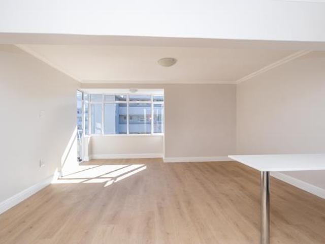2 Bedroom Apartment in Plumstead