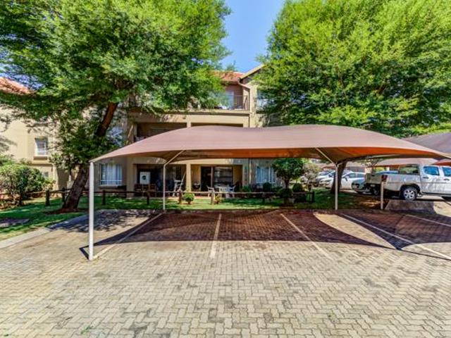 2 Bedroom Apartment in Pomona