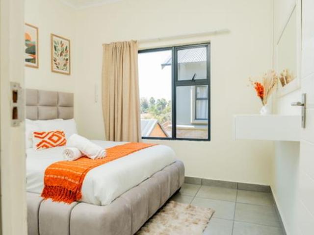 2 Bedroom Apartment in Pomona
