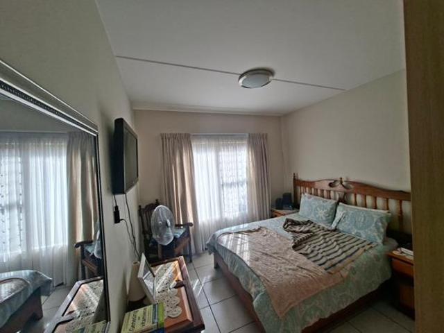 2 Bedroom Apartment in Pomona