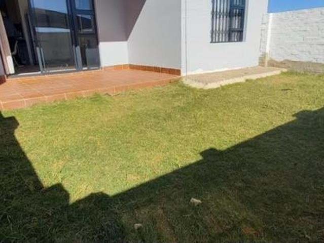 2 Bedroom Apartment in Pomona AH