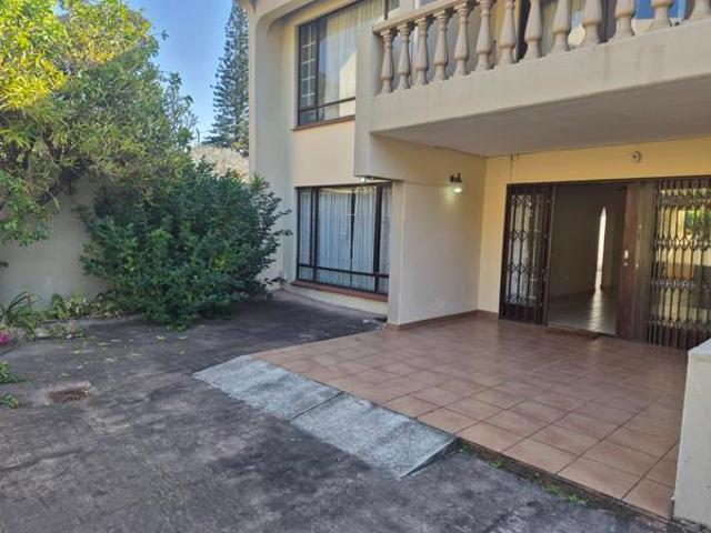 2 Bedroom Apartment in Port Edward
