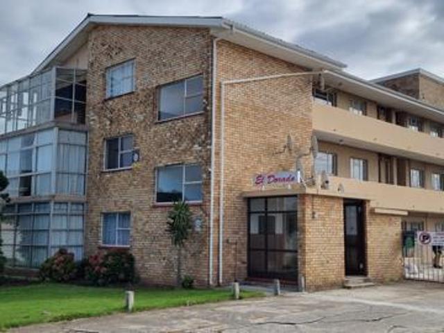 2 Bedroom Apartment in Port Elizabeth Central