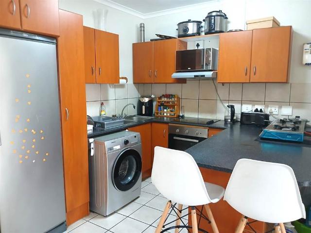 2 Bedroom Apartment in Port Owen