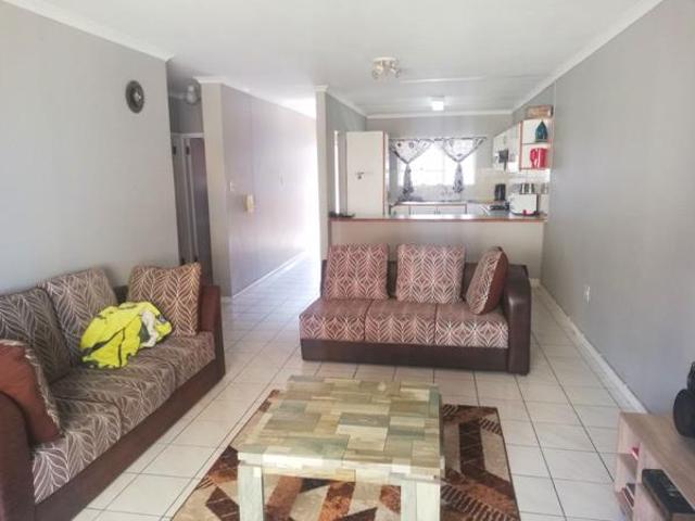 2 Bedroom Apartment in Port Shepstone Central