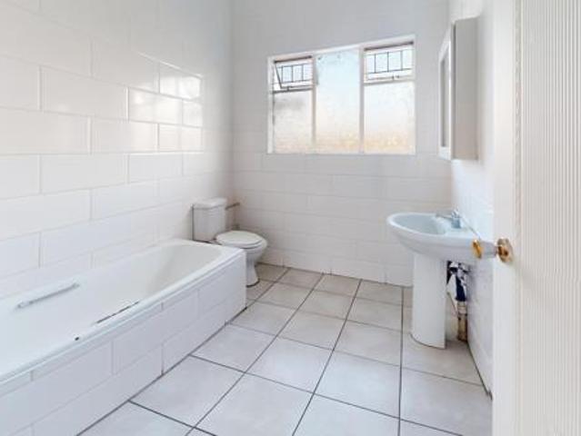 2 Bedroom Apartment in Potchefstroom Central
