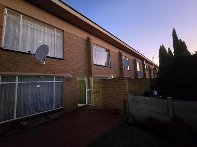 2 Bedroom Apartment in Potchefstroom Central