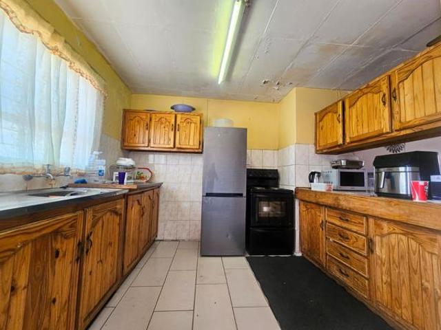 2 Bedroom Apartment in Potchefstroom Central