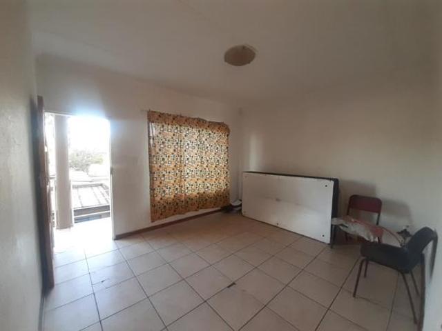 2 Bedroom Apartment in Potchefstroom North