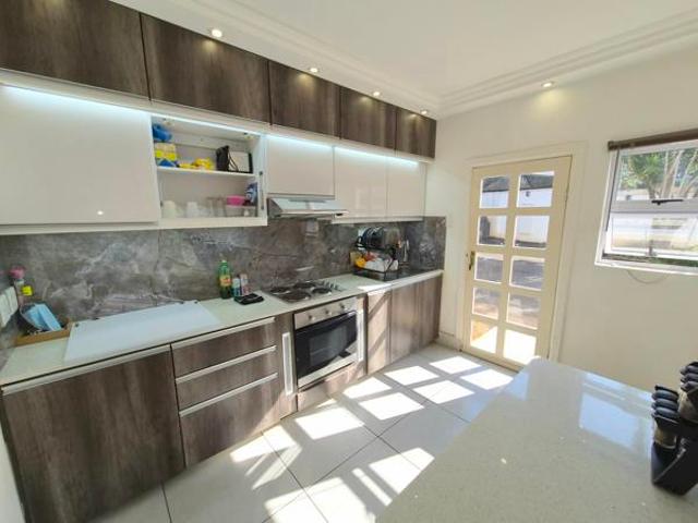 2 Bedroom Apartment in Prestbury