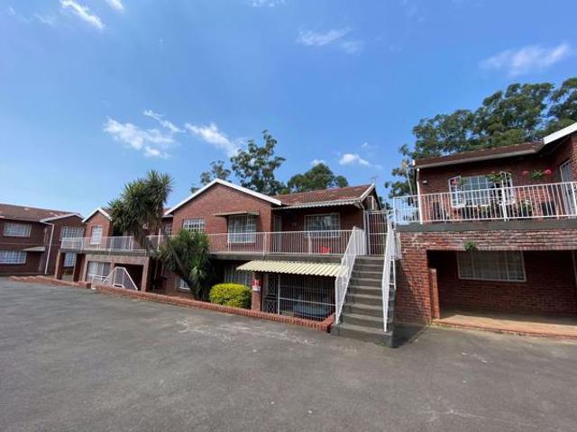 2 Bedroom Apartment in Prestbury
