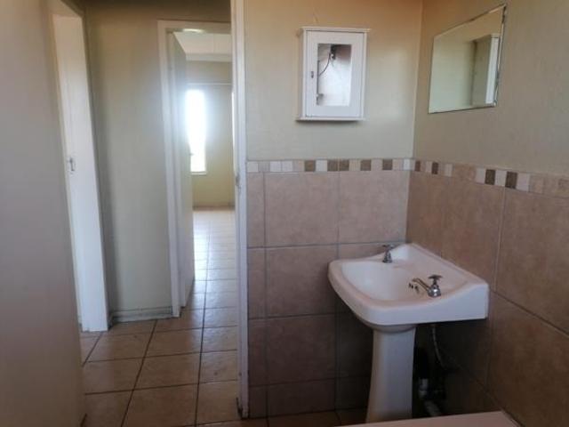 2 Bedroom Apartment in Primrose