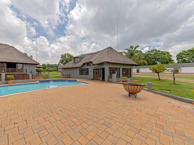 2 Bedroom Apartment in Protea Ridge