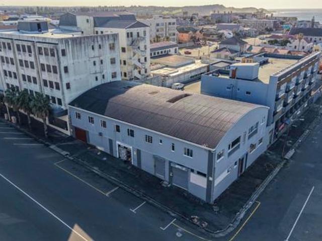 2 Bedroom Apartment in Quigney