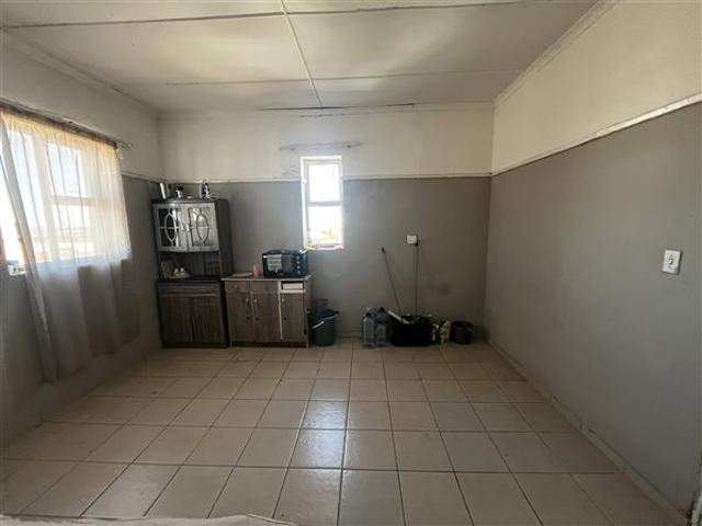 2 Bedroom Apartment in Quigney