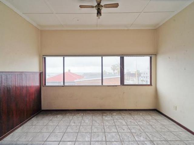 2 Bedroom Apartment in Quigney
