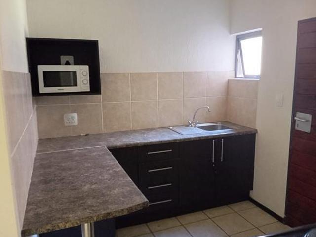 2 Bedroom Apartment in Ruimsig