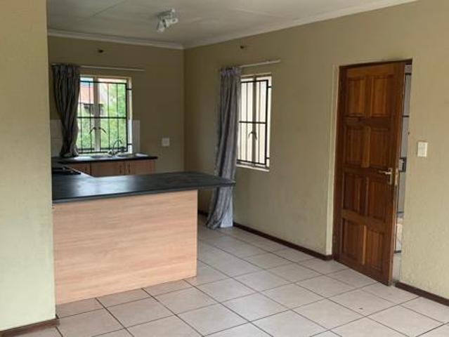 2 Bedroom Apartment in Ruimsig