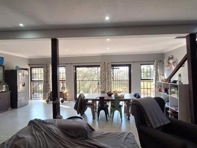 2 Bedroom Apartment in Ruimsig