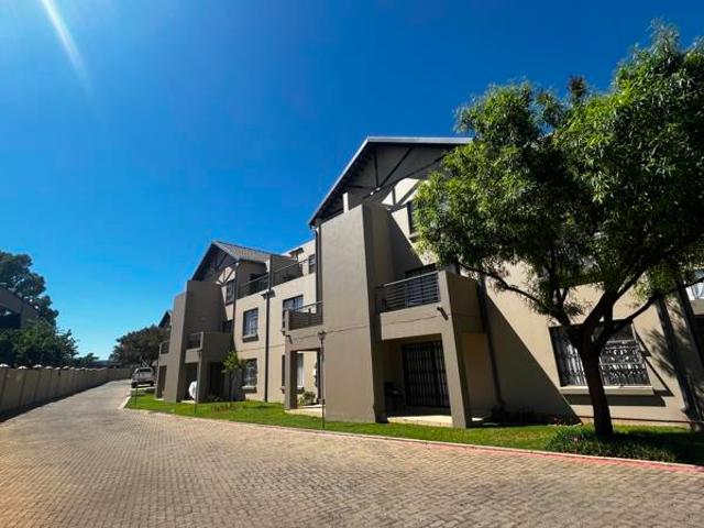2 Bedroom Apartment in Ruimsig