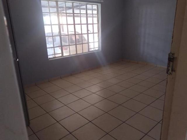 2 Bedroom Apartment in Rustenburg Central