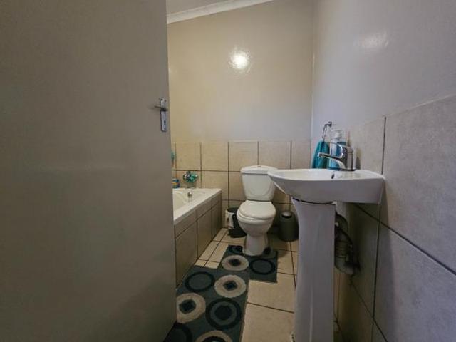 2 Bedroom Apartment in Rustenburg Central