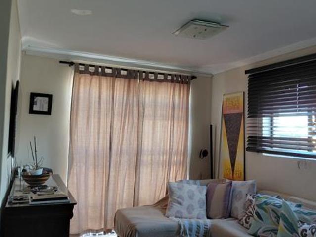 2 Bedroom Apartment in Ruyterwacht