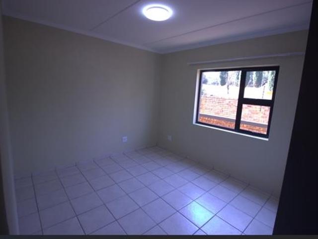 2 Bedroom Apartment in Rynfield AH