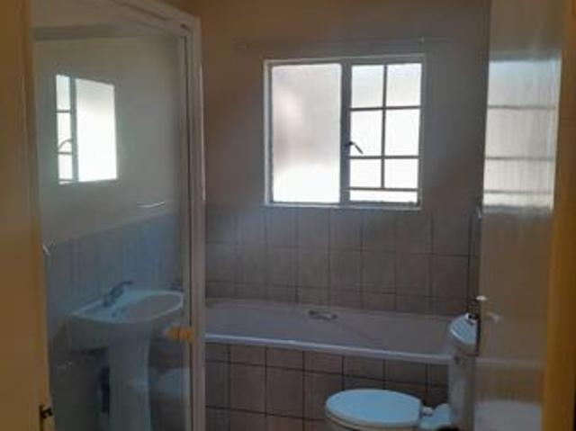 2 Bedroom Apartment in Rynfield