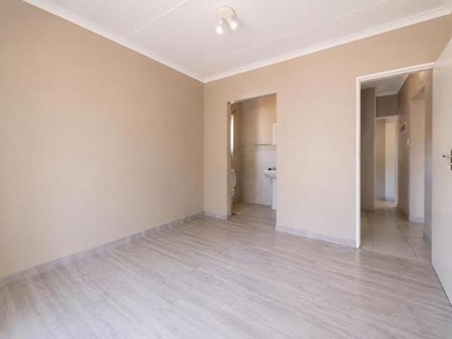 2 Bedroom Apartment in Radiokop