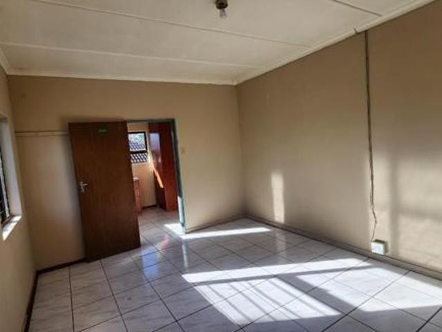 2 Bedroom Apartment in Raisethorpe