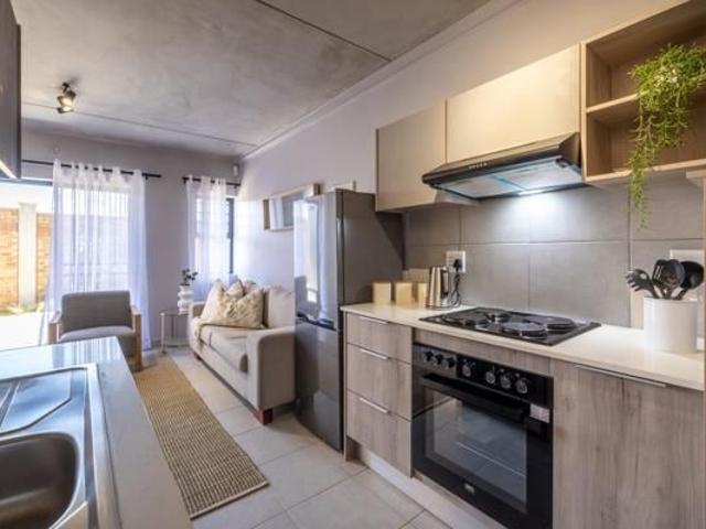 2 Bedroom Apartment in Randburg Central