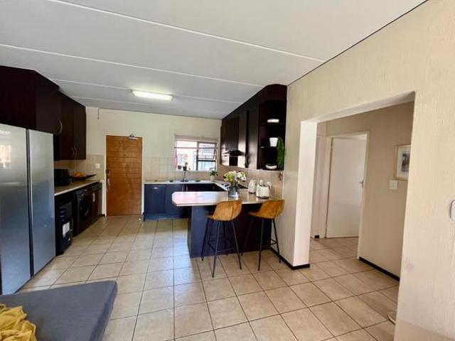 2 Bedroom Apartment in Randpark Ridge