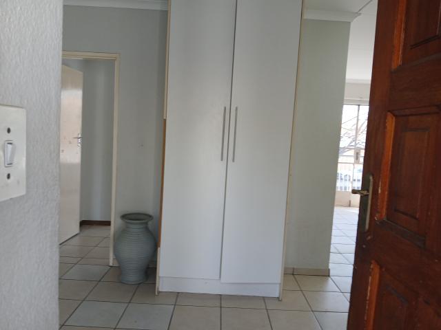 2 Bedroom Apartment in Randpark Ridge