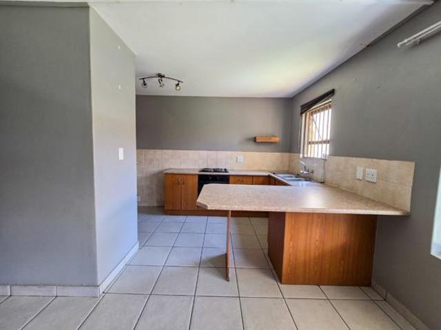 2 Bedroom Apartment in Randpoort