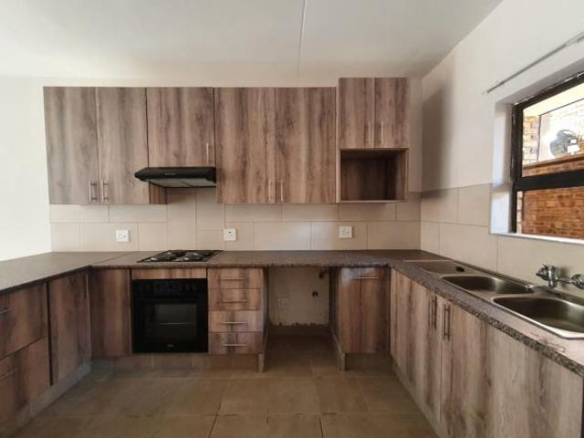 2 Bedroom Apartment in Raslouw