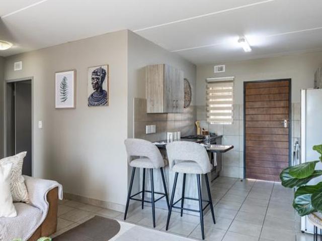 2 Bedroom Apartment in Raslouw AH