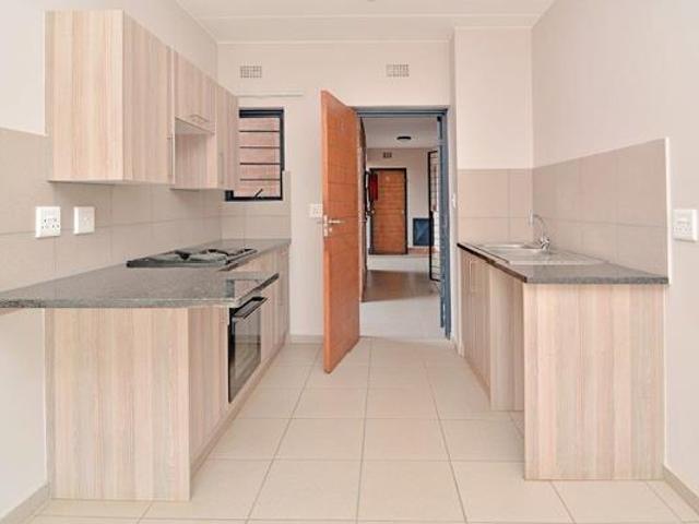 2 Bedroom Apartment in Ravenswood
