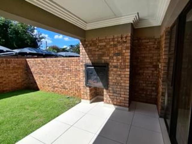 2 Bedroom Apartment in Ravenswood