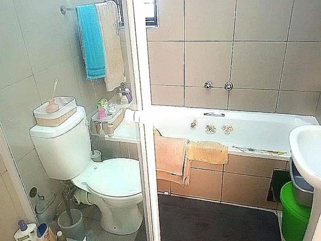 2 Bedroom Apartment in Ravenswood