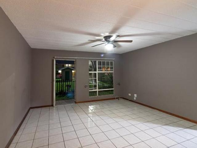 2 Bedroom Apartment in Ravenswood